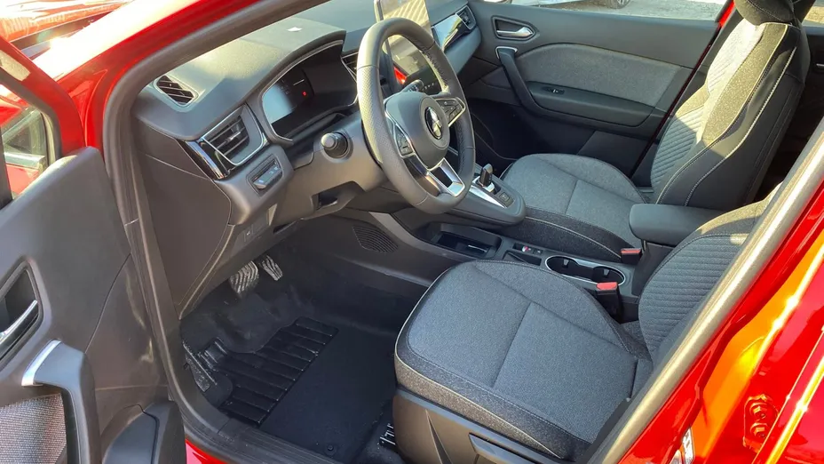 MITSUBISHI Grandis Grandis 1.3T mHEV Intense Style Cold DCT Nowy