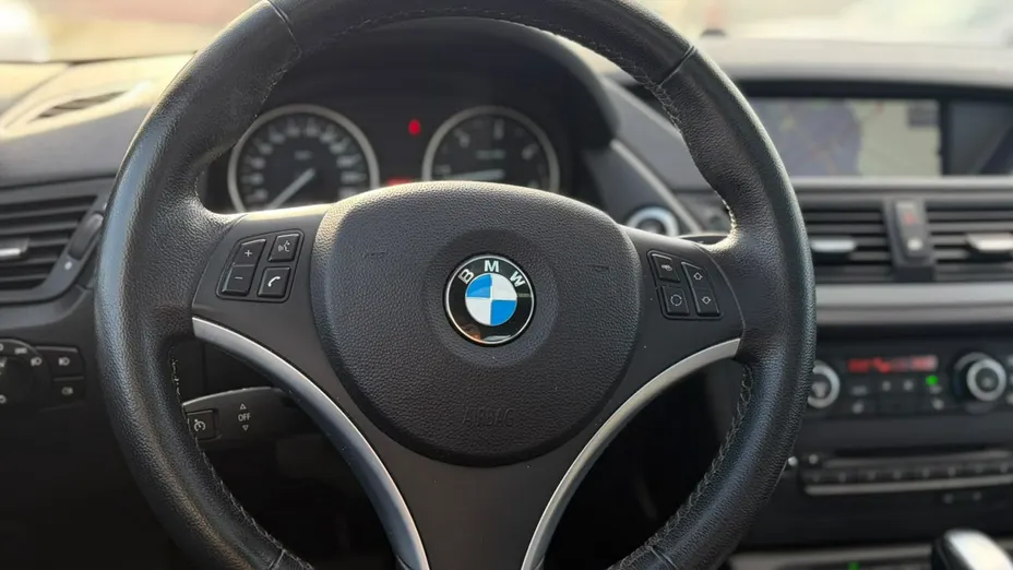 BMW X1 -