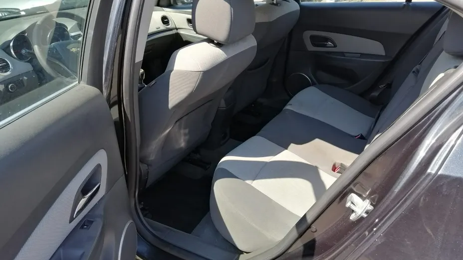 CHEVROLET Cruze -
