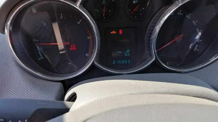 CHEVROLET Cruze -