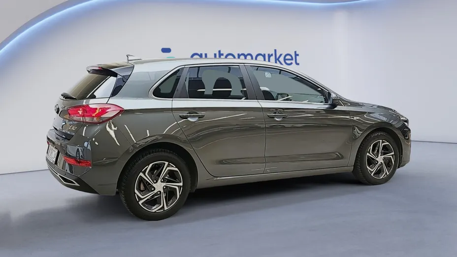 HYUNDAI i30 i30 1.5 T-GDI 48V Comfort DCT