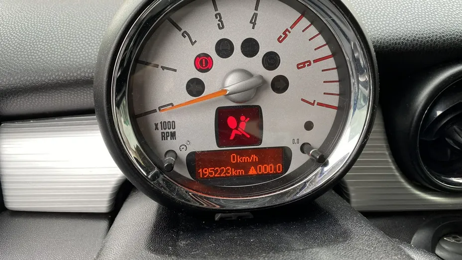 MINI Cooper -