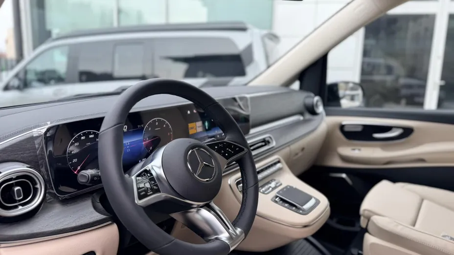 MERCEDES-BENZ V Klasa V 250 d 4-Matic 9G-Tronic Avantgarde (długi) Nowy