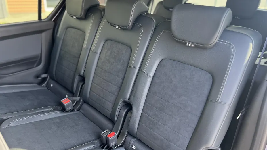 MERCEDES-BENZ T klasa T 180 Progressive (ekstra dł) aut Nowy