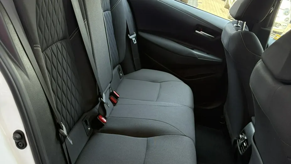 TOYOTA Corolla -