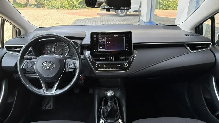 TOYOTA Corolla -