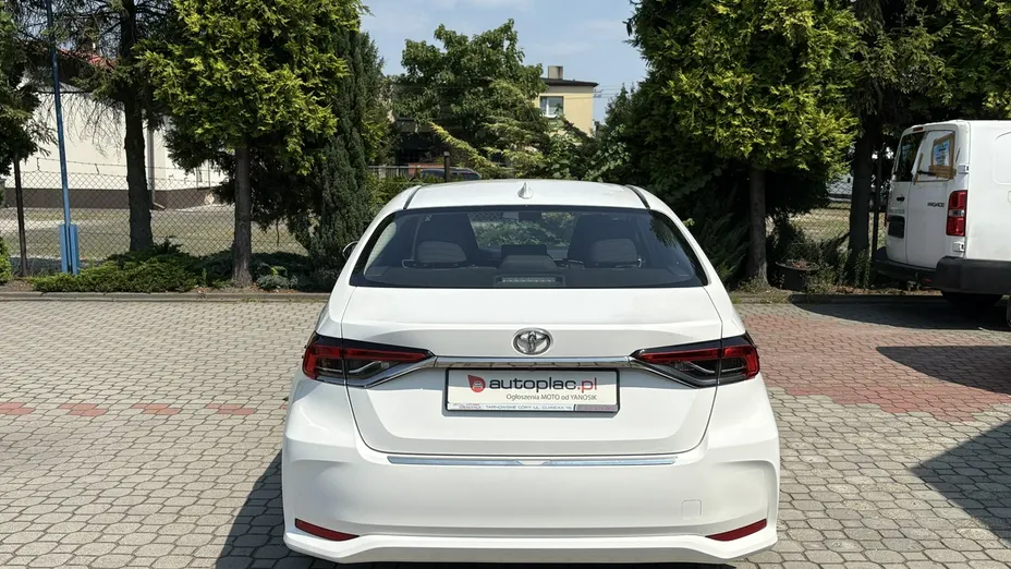 TOYOTA Corolla -