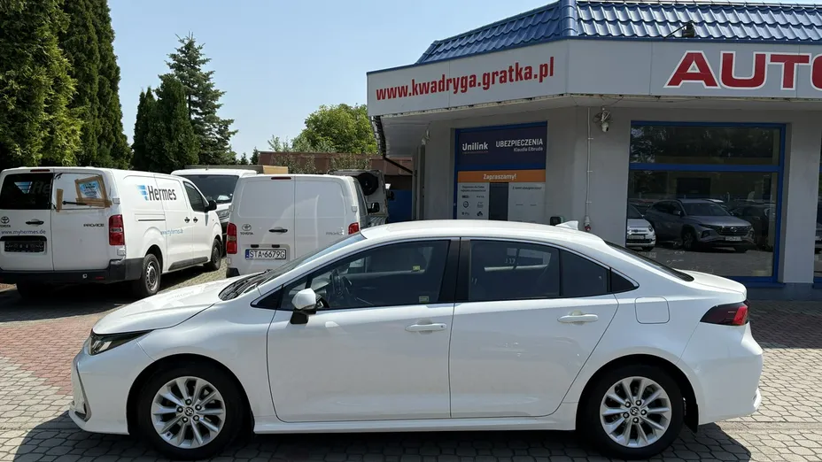 TOYOTA Corolla -