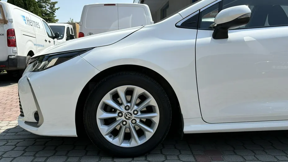 TOYOTA Corolla -