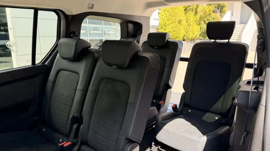 MERCEDES-BENZ T klasa T 180 Progressive (ekstra dł) aut Nowy