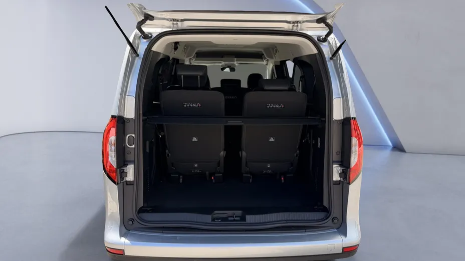 MERCEDES-BENZ T klasa T 180 Progressive (ekstra dł) aut Nowy
