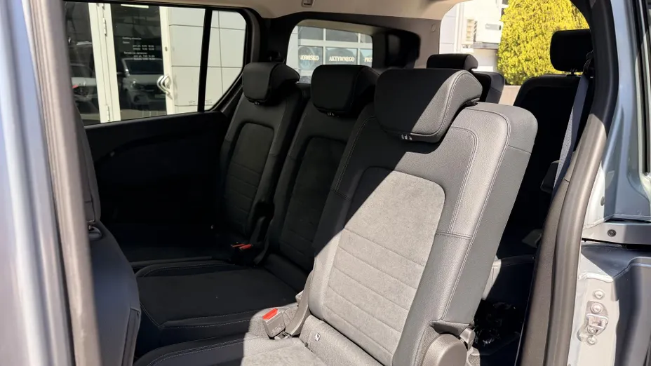 MERCEDES-BENZ T klasa T 180 Progressive (ekstra dł) aut Nowy