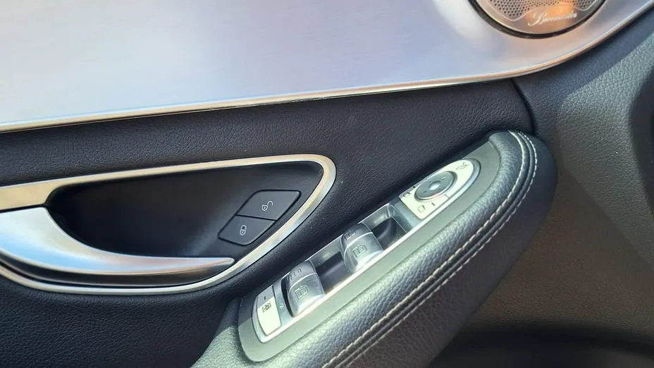 MERCEDES-BENZ C Klasa -