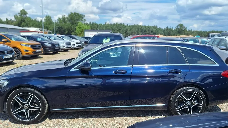 MERCEDES-BENZ C Klasa -