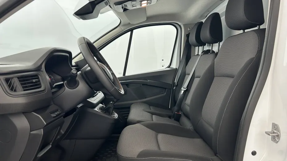 RENAULT Trafic -