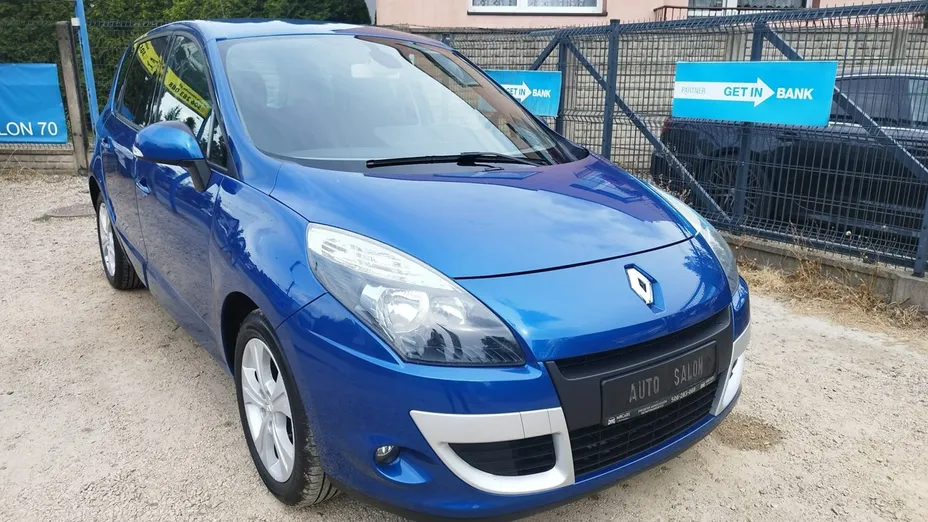 RENAULT Scenic -