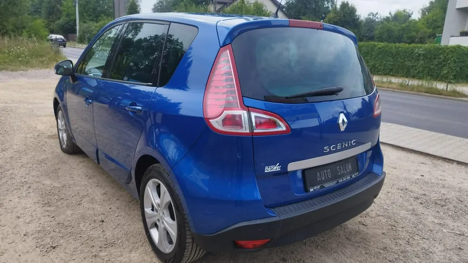 RENAULT Scenic -
