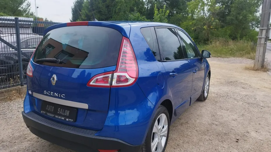 RENAULT Scenic -