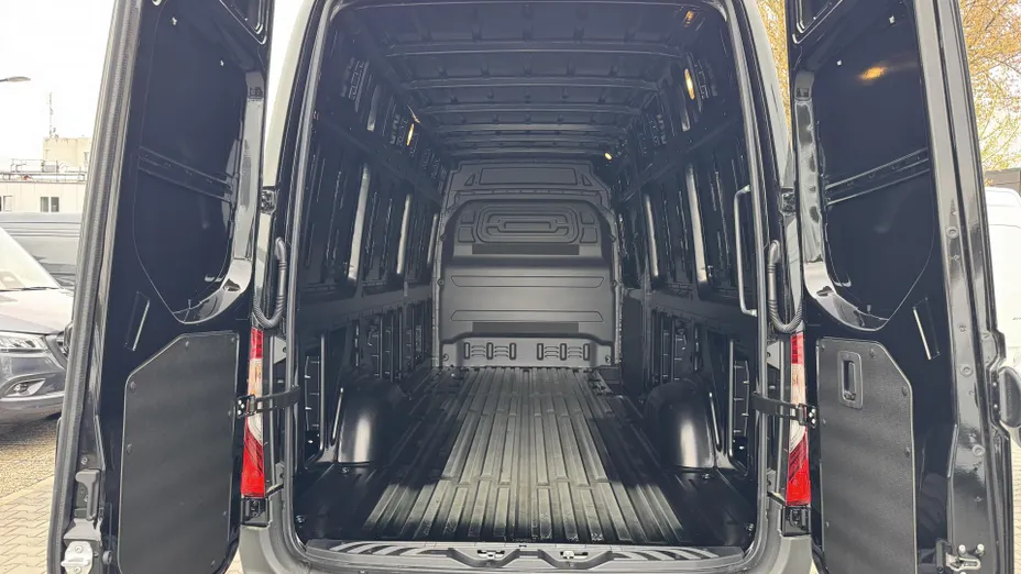 MERCEDES-BENZ Sprinter Sprinter 319 CDI Long PRO 9G-Tronic AWD 907.635 14m3 Nowy