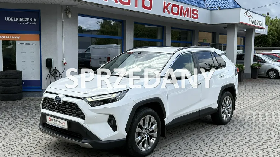 TOYOTA RAV4 -
