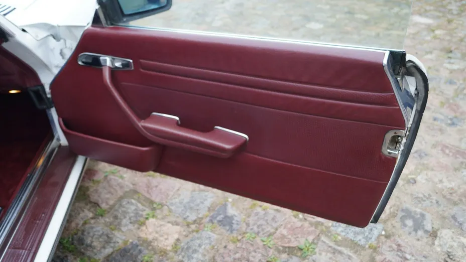 MERCEDES-BENZ SL -