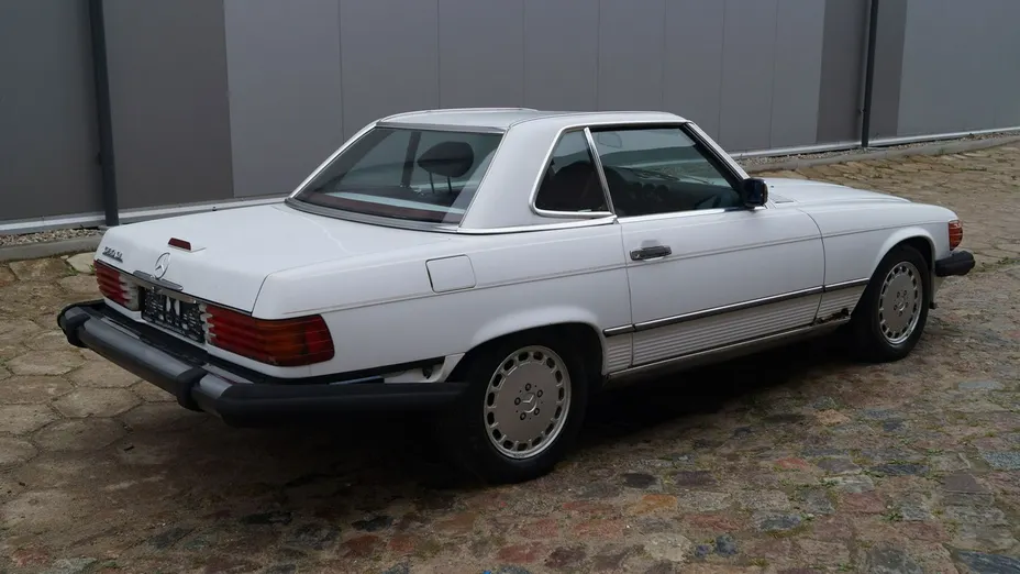 MERCEDES-BENZ SL -