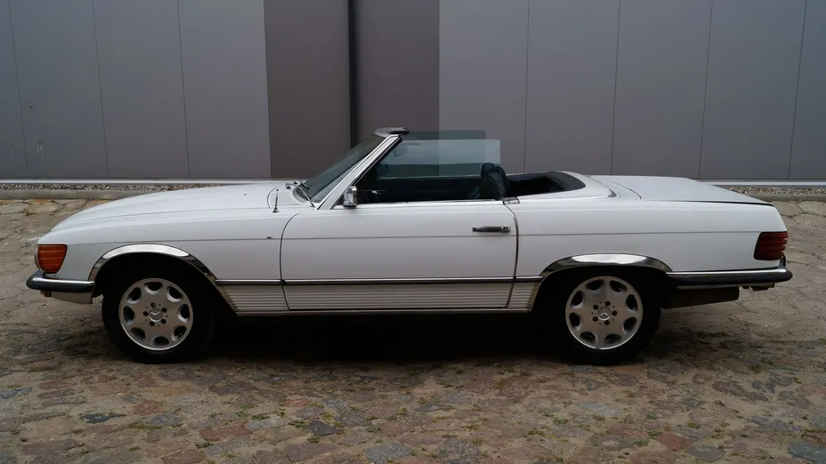 MERCEDES-BENZ SL -