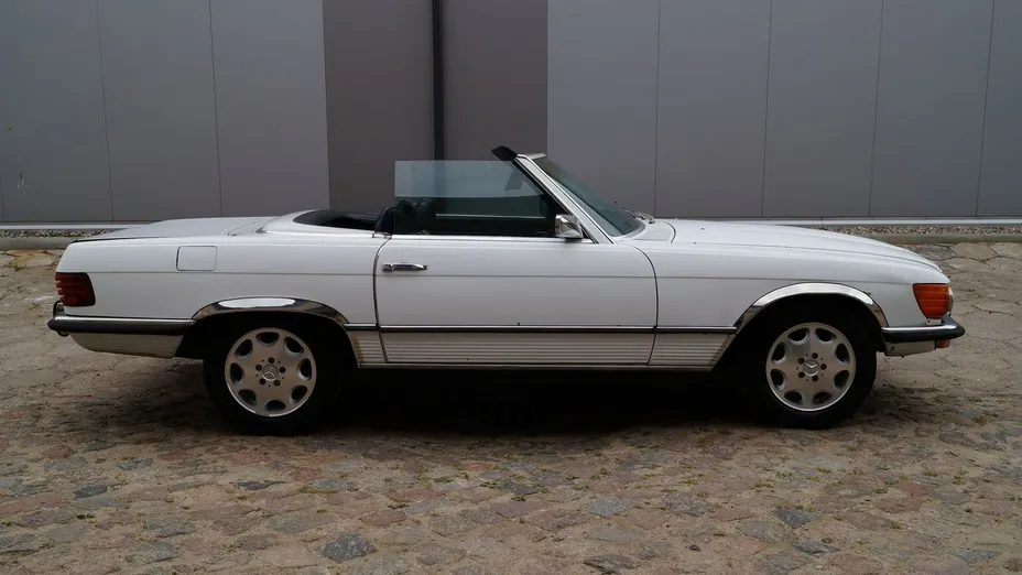 MERCEDES-BENZ SL -