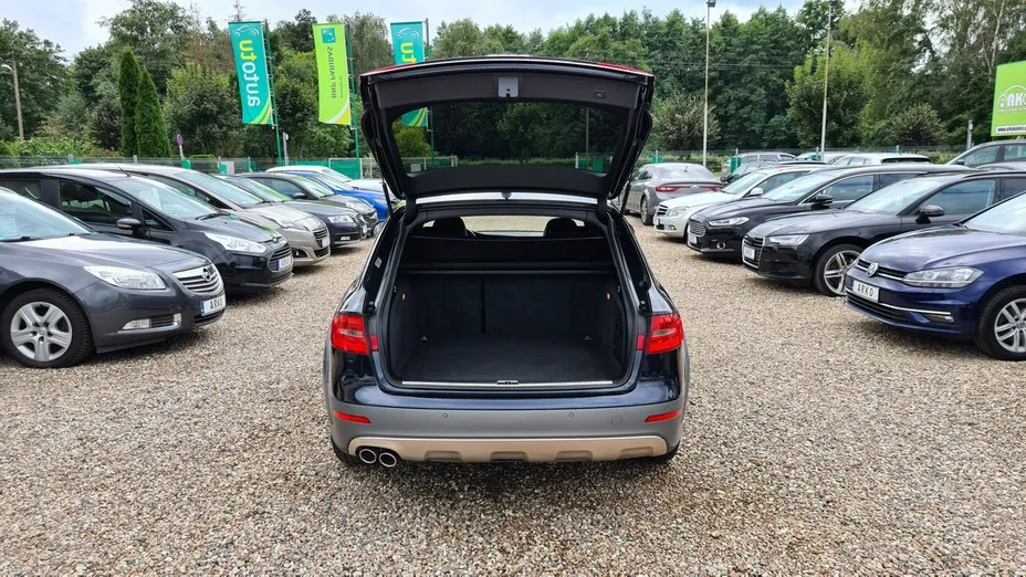 AUDI A4 -