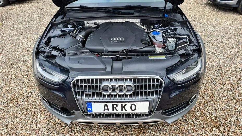AUDI A4 -