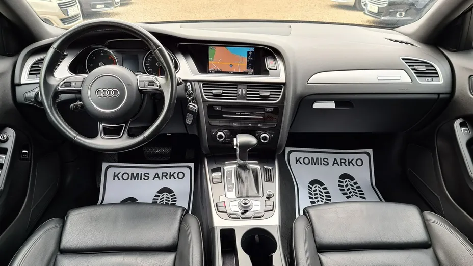 AUDI A4 -