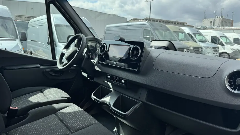 MERCEDES-BENZ Sprinter Sprinter 319 CDI Extra Long PRO 9G-Tronic 907.637 15,5m3 Nowy