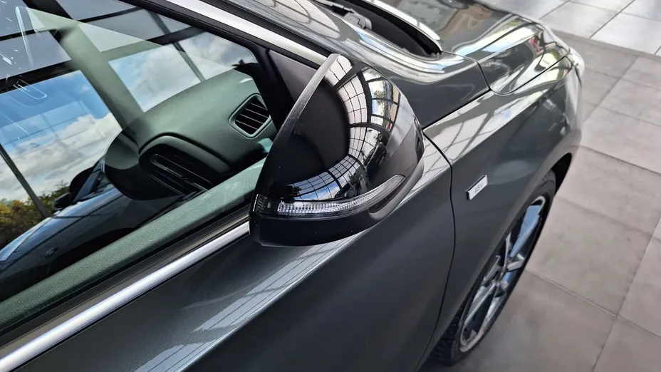HYUNDAI i30 i30 Fastback 1.5 T-GDI 48V Smart DCT