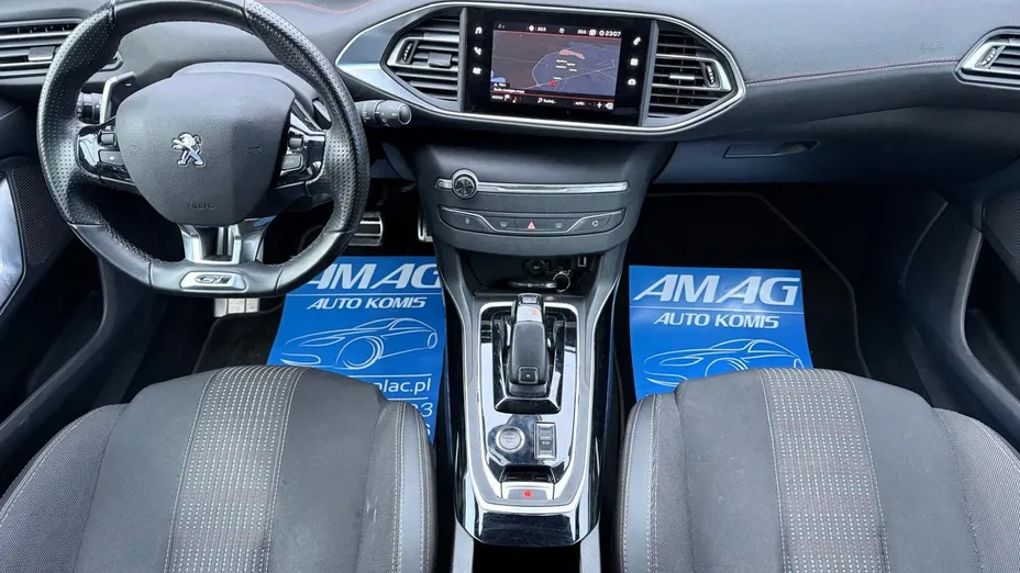 PEUGEOT 308 -