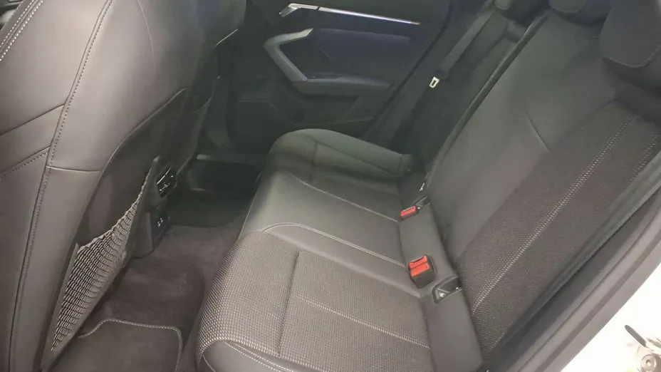 AUDI S3 Sportback -