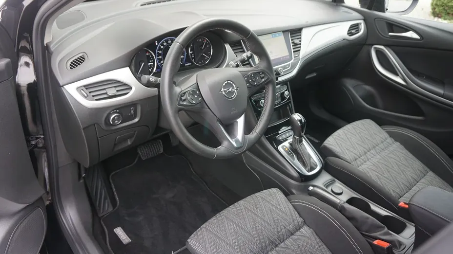 OPEL Astra -