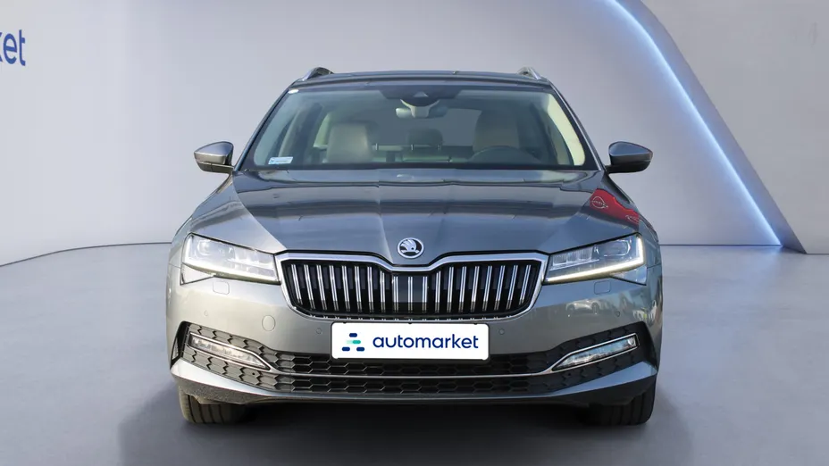 SKODA Superb Superb 2.0 TDI SCR Style DSG