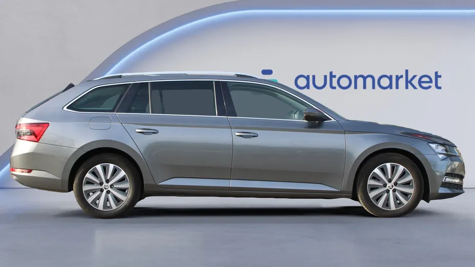 SKODA Superb Superb 2.0 TDI SCR Style DSG