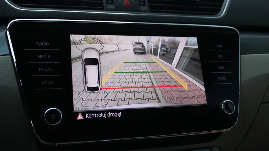 SKODA Superb Superb 2.0 TDI SCR Style DSG