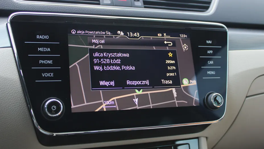 SKODA Superb Superb 2.0 TDI SCR Style DSG