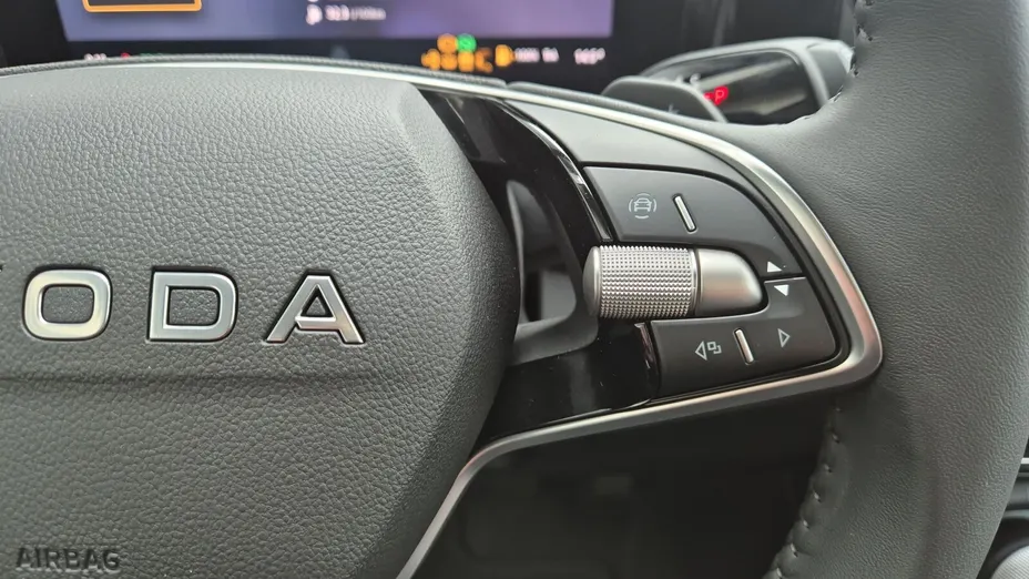 SKODA Kodiaq Kodiaq 1.5 TSI mHEV 4x2 Drive DSG Nowy