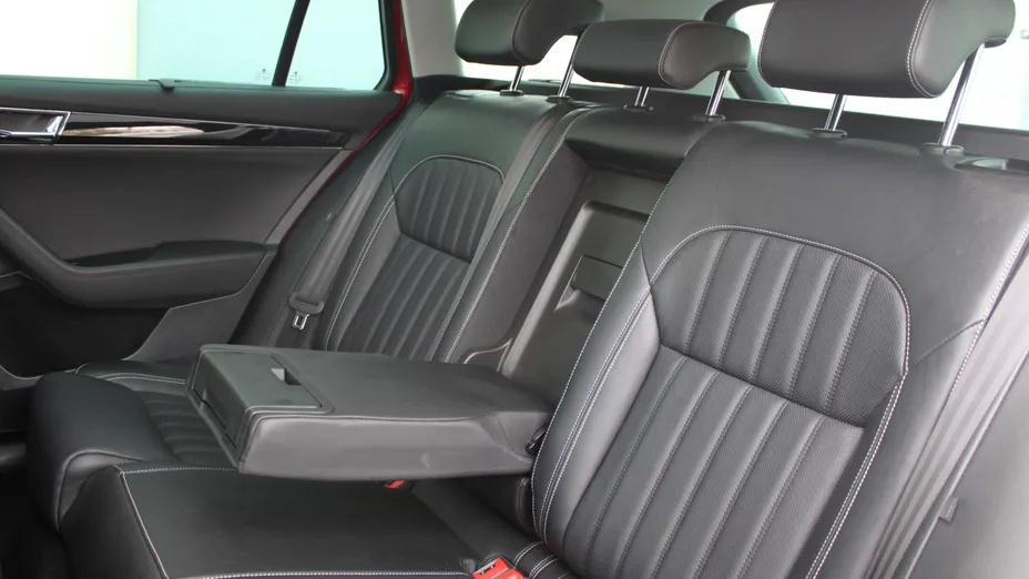 SKODA Superb Superb 2.0 TDI SCR 4x4 L&K DSG