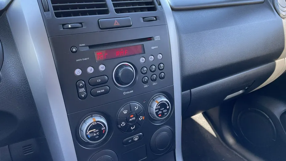 SUZUKI Grand Vitara -