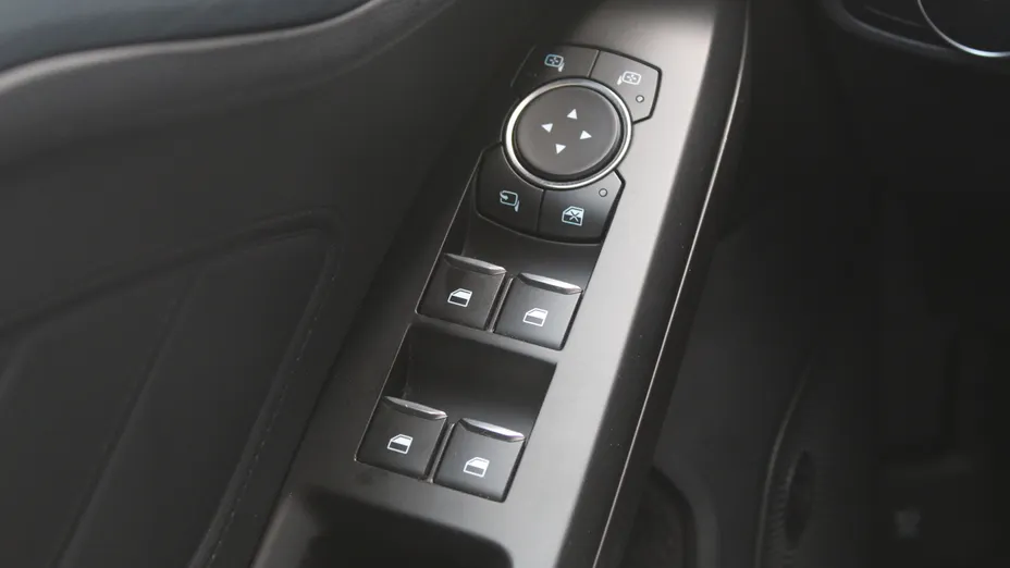 FORD Focus Focus 2.0 EcoBlue Active aut