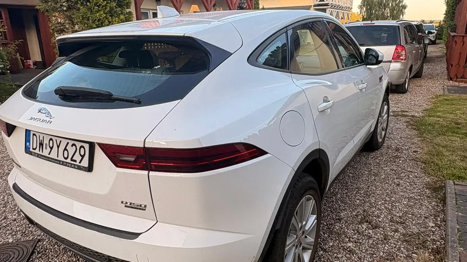 JAGUAR E-Pace E-Pace 2.0 i4D AWD R-Dynamic S aut