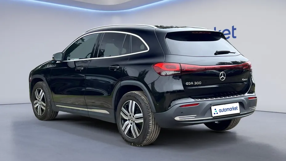 MERCEDES-BENZ EQA EQA 300 66.5kWh 4-Matic Progressive