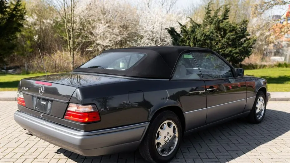 MERCEDES-BENZ E Klasa -