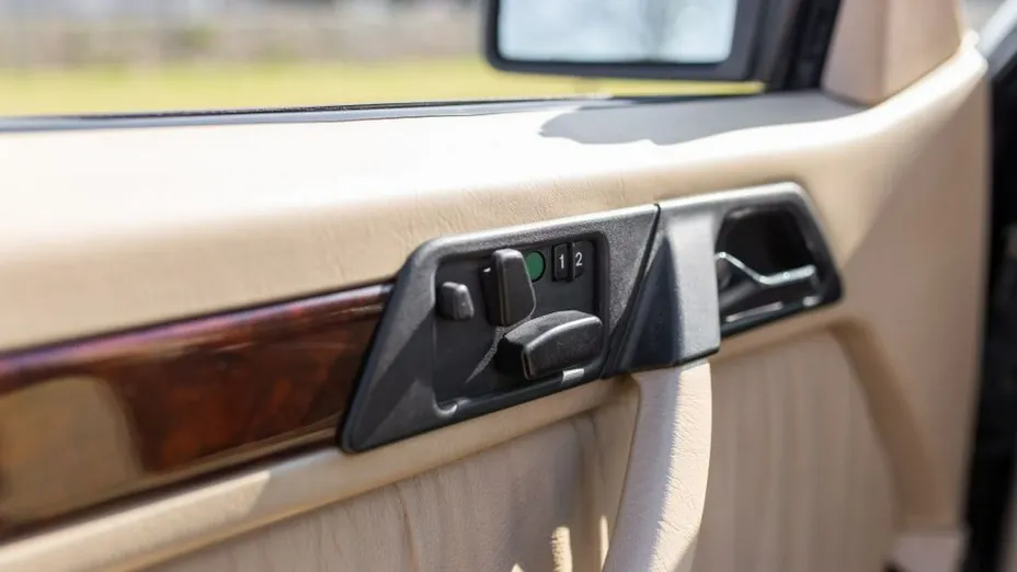 MERCEDES-BENZ E Klasa -