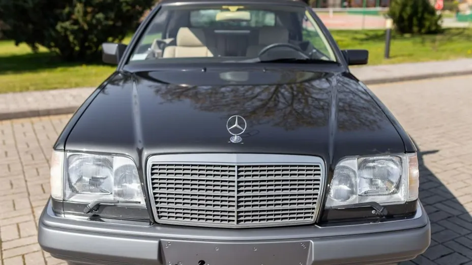 MERCEDES-BENZ E Klasa -