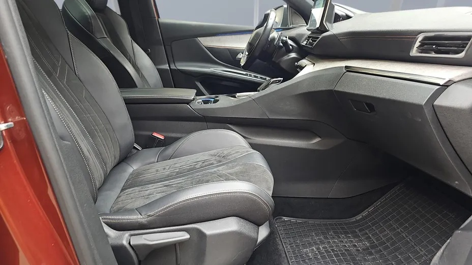 PEUGEOT 5008 5008 2.0 BlueHDi GT Pack S&S EAT8